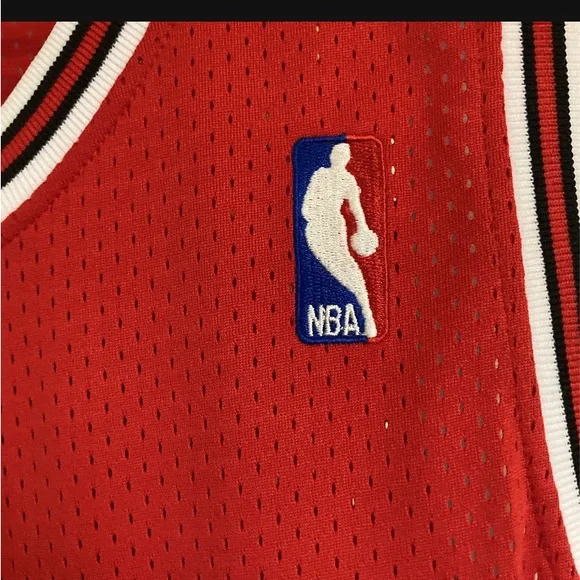 Mitchell & Ness Michael Jordan Jersey. Size Medium